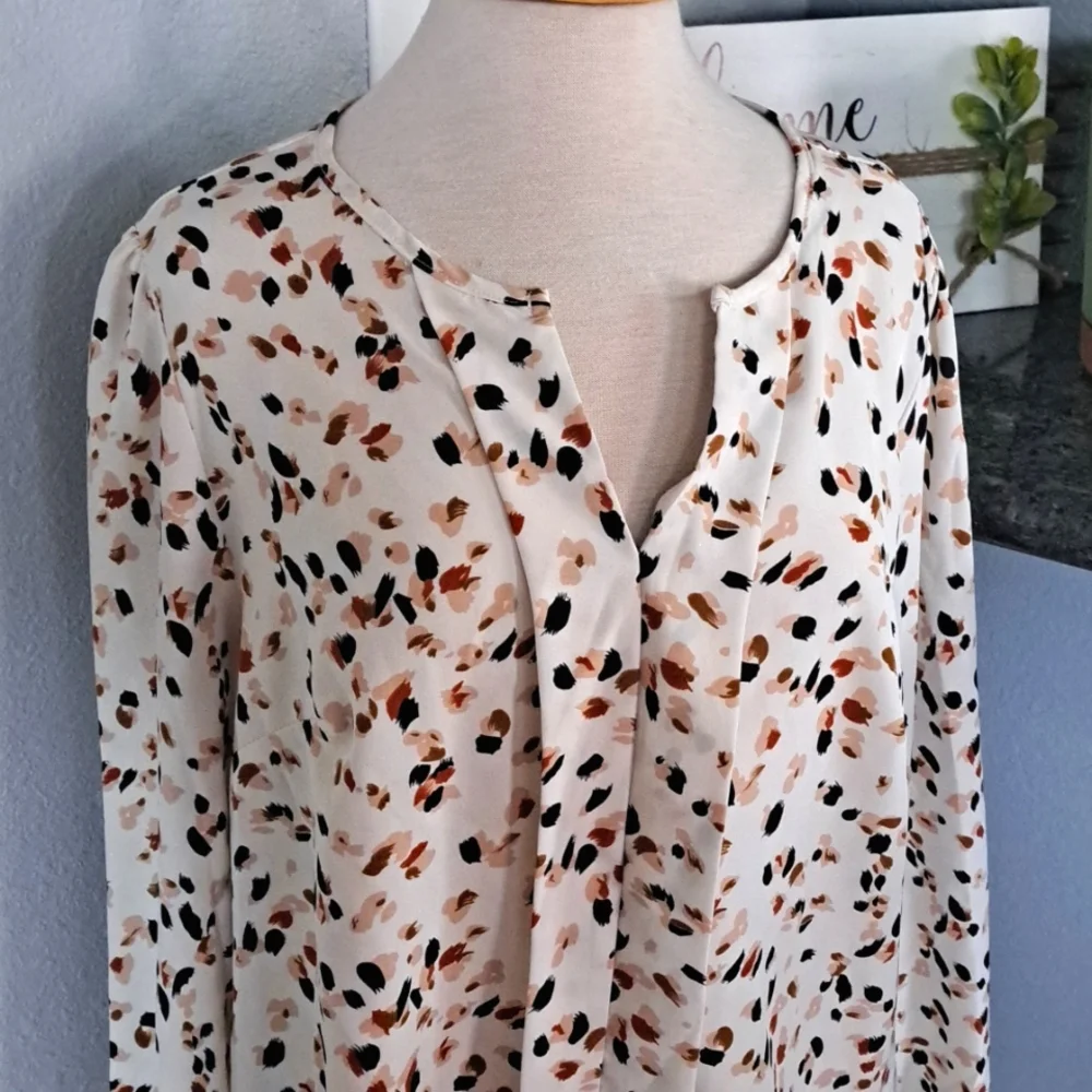 SHEIN Curve Blouse | Size 0XL - Picture 2 of 4